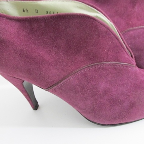 Vintage Charles Jourdan Fuchsia Suede Ankle Boots, NWOT, Size 6.5 - Picture 5 of 10